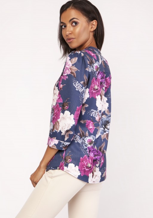 Shirt with a loose cut, K111 flowers