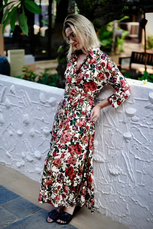 Maxi dress with roses