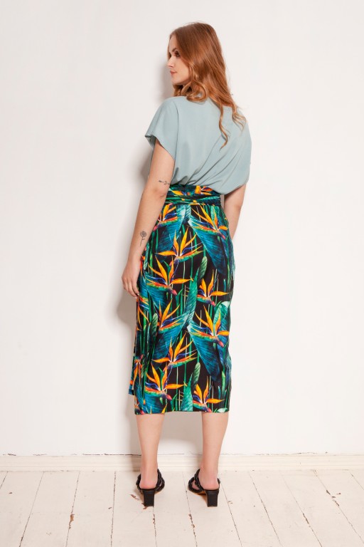 Pencil skirt tied with a sash, SP129 bambus