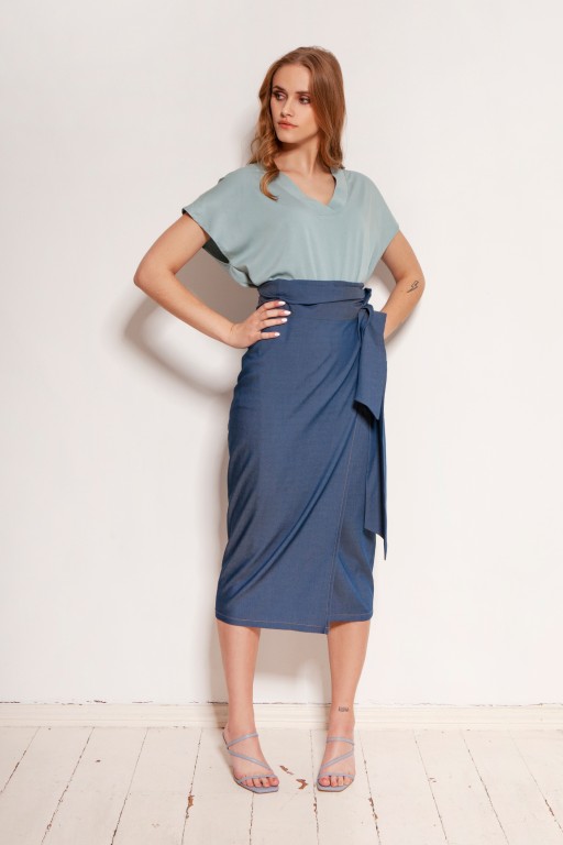 Pencil skirt tied with a sash, SP129 jeans